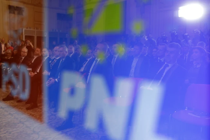 Liderii PNL și PSD se reunesc în Birourile Politice Naționale. Social-democrații dezbat intrarea la guvernare