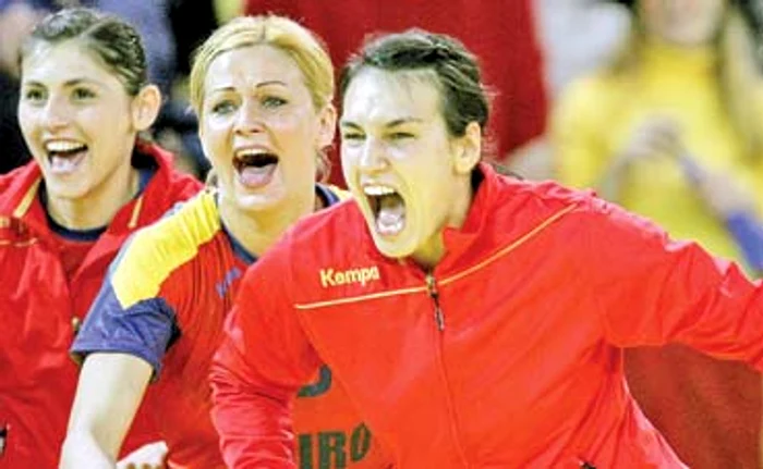 Cristina Neagu si colegele ei vor să ajungă la RioFoto: sportpictures.eu