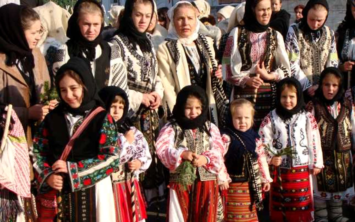 Ansamblul de la Tismana a încântat sufletele celor prezenţi