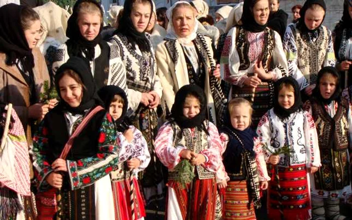 Ansamblul de la Tismana a încântat sufletele celor prezenţi