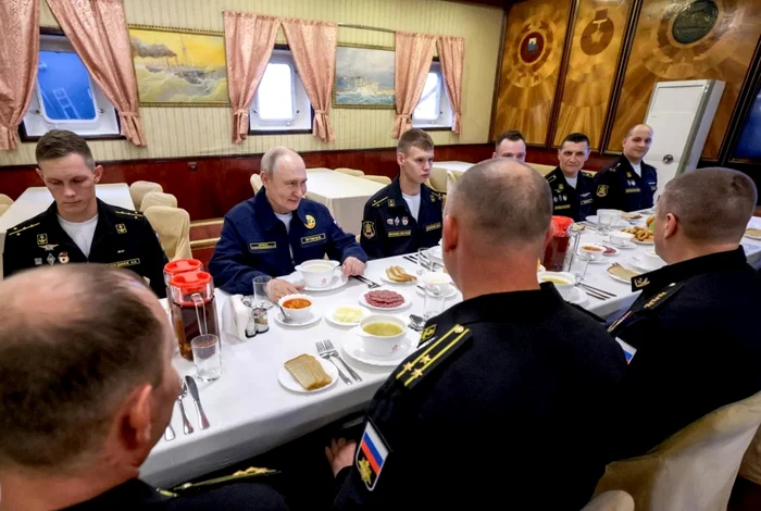 Vladimir Putin, întâlnire cu ofițerii Flotei ruse din Pacific