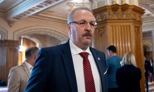 ID253460 INQUAM Photos Saul Pop jpg