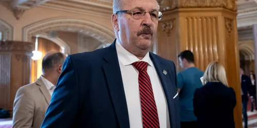 ID253460 INQUAM Photos Saul Pop jpg