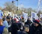 Sindicalistii protestează la Cotroceni FOTO Confederatia Nationala Sindicala "Cartel ALFA" / Facebook