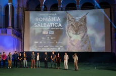 ROMÂNIA SĂLBATICĂ   de azi în cinematografele din toată țara! Peste 1500 de oameni au participat la Premiera de Gală de la Amfiteatrul „Mihai Eminescu” jpeg