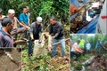 Localnicii au disecat pitonul și au găsit femeia dispărută FOTO Twitter 