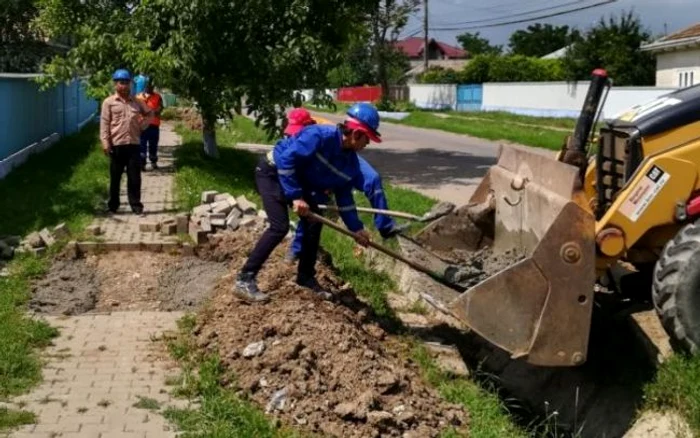 Vietnamezi angajați de o firmă pentru lucrări la Flămânzi 