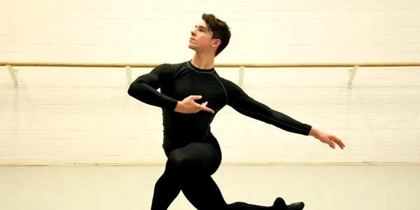  Alexander Loxton dansator de balet da in judecata politia londoneza foto Facebook