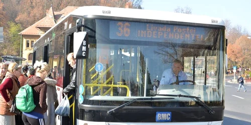 Toate cele 250 de autobuze vor fi dotate cu echipamente speciale. FOTOAndrei Paul