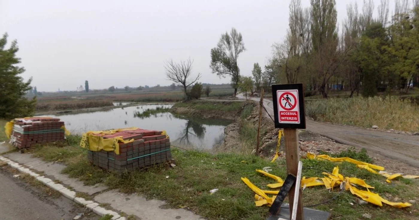 Modernizarea
Insulei de Agrement din Bacău bate pasul pe loc FOTO Mircea Merticariu
