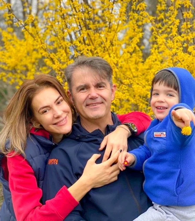 Roxana Ciuhulescu, Silviu Bulugioiu și băiețelul lor