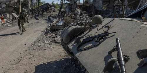 Mariupol 112 zile de război Ucraina -Rusia . FOTO EPA-EFE