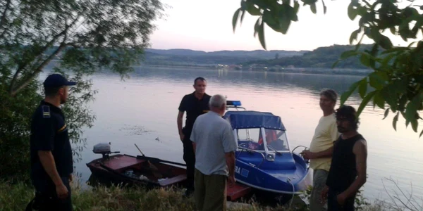 sarbi retinuti de politia de frontiera mehedinti 