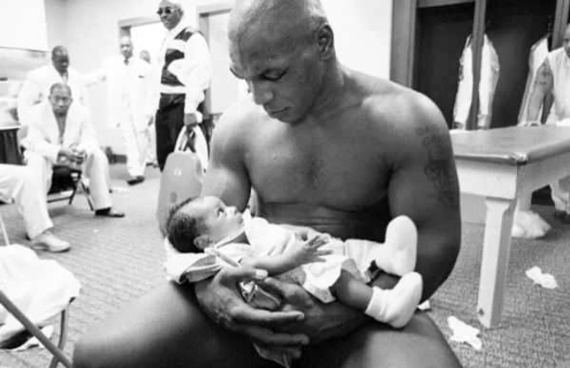 Mike Tyson a avut o viaţă greu încercată. Sportivul şi-a pierdut un copil ( Foto: Instagram)