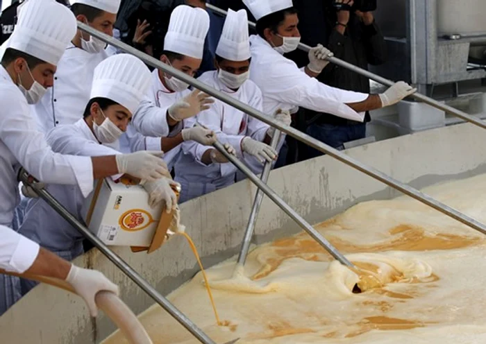 Turcii se pricep la bătut ouă