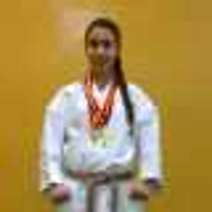 Satu Mare: Sătmăreanca Stefany Săveanu este „Micuţa samurai“