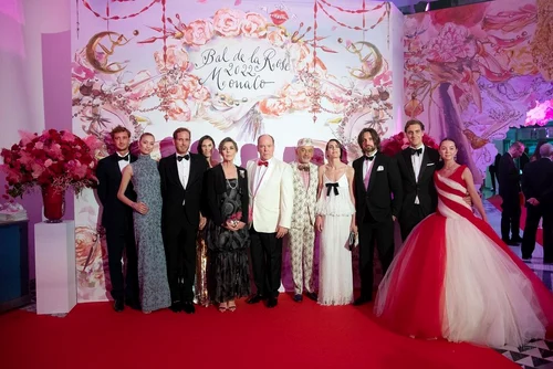 Familia princiră din Monaco la Balul Rozelor 2022 jpg