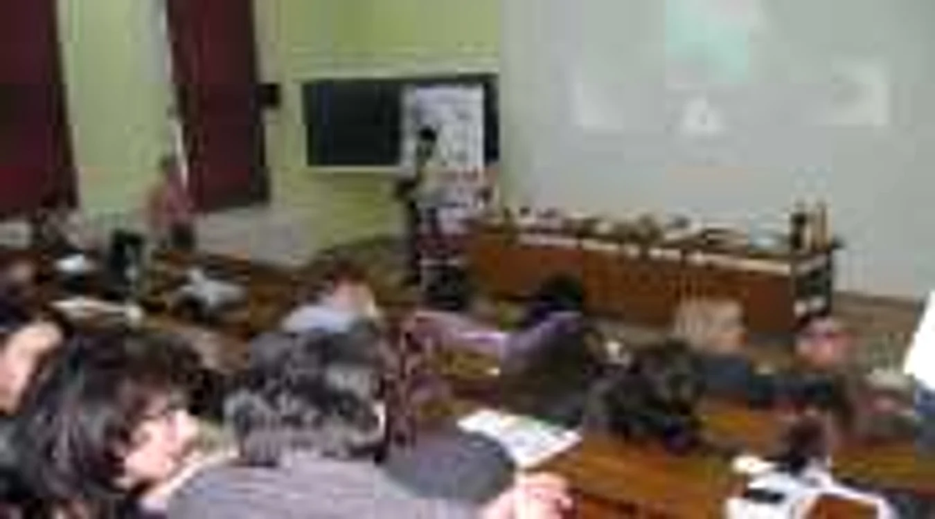 Cursanţii au asistat din sala de curs la operaţia transmisă "live"