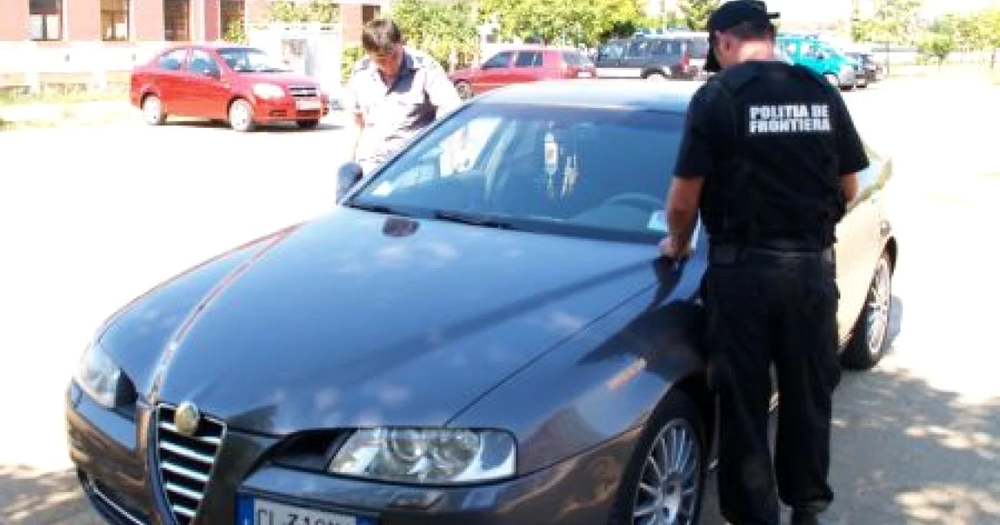 Autoturismul este înmatriculat în Italia şi are o valoare de 10.000 de euro 