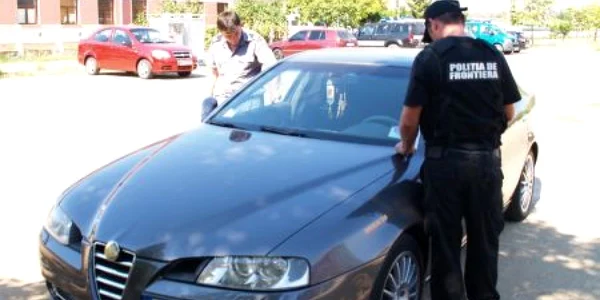 Autoturismul este înmatriculat în Italia şi are o valoare de 10.000 de euro 