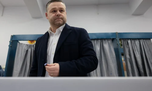 Ciprian Ciucu la vot jpeg
