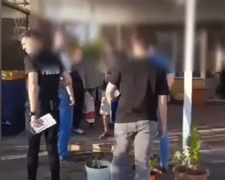Percheziţii și cercetări pentru ucidere din culpă după ce un bărbat a murit într-un azil din Argeș