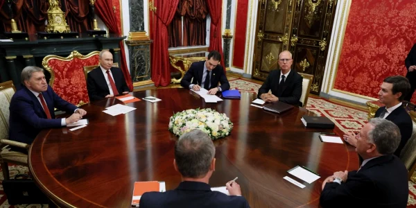 trimisii lui trump kremlin jpg