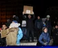 Peste 3000 de ploieşteni protestează în stradă la această oră.  „La miezul nopţii