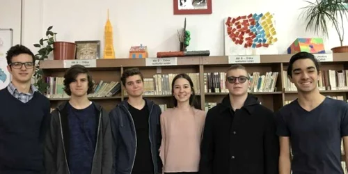 liceeni sibiu premiati nasa foto artout