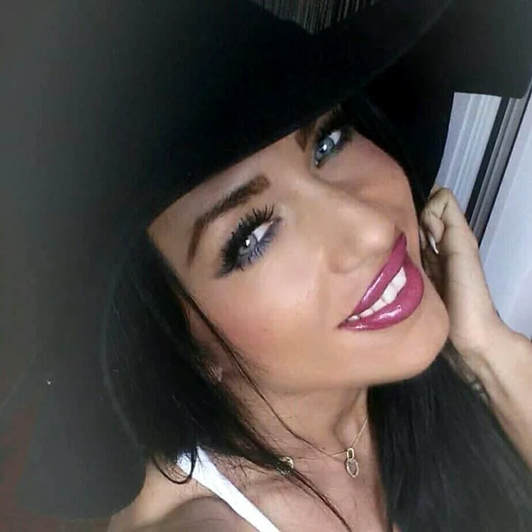 Elena Popa, o frumusețe de fată
