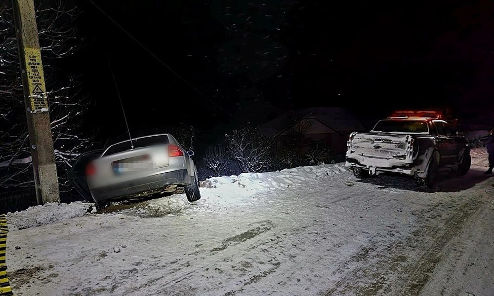 Urmărire pe zăpadă și focuri de armă la Botoșani. Un contrabandist a fost prins cu peste 4.000 de pachete de țigări
