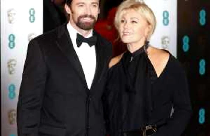Hugh Jackman (L) and his wife Deborra-Lee Furness bafta 2013 reuters
