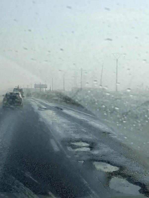 Craterele de pe Autostrada A1 București-Pitești Foto Andreas Stoica