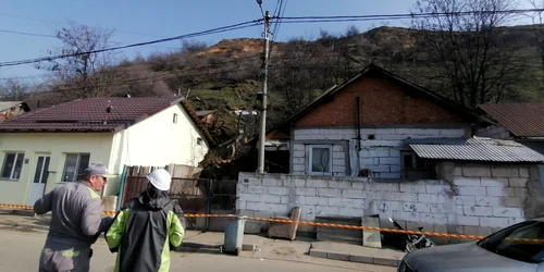 Alunecare de teren în municipiul Slatina, strada Grădiște, 4 martie 2026 foto Alina Mitran (11) jpeg