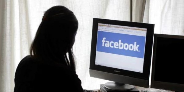 postare pe facebook
