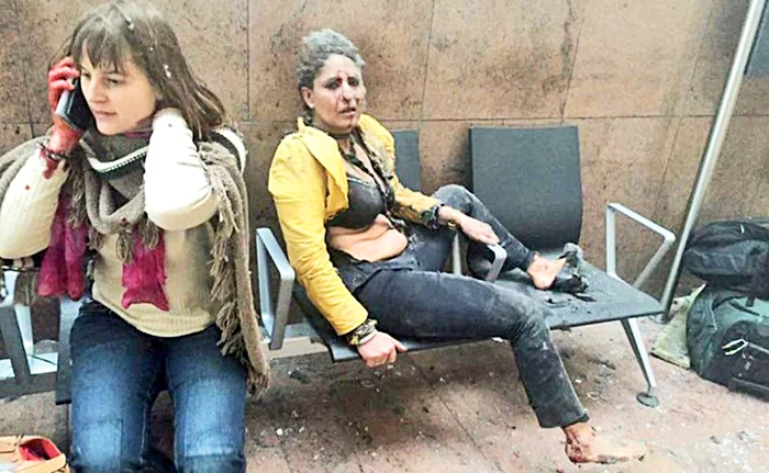 
    34 de oameni au mu rit şi peste 230 au fost răniţi în  atentatele care au lovit capitala  Belgiei, Bruxelles  