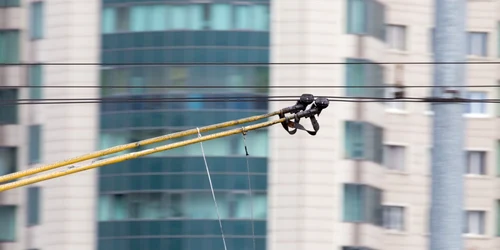troleibuz conexiune electrica foto shutterstock