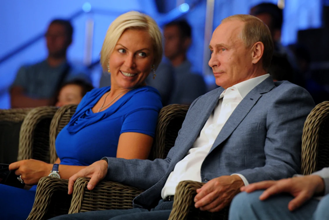 
    Se spune că să Alina Kabaeva (32 de ani), o fostă gimnastă, s-a iubit cu Vladimir Putinfoto: AP  