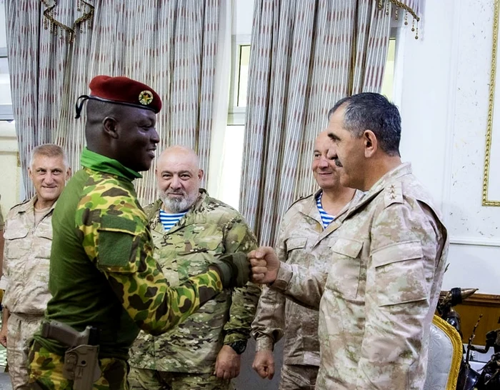 Președintele Burkina Faso s-a întâlnit cu oficiali ruși FOTO: Președinția Burkina Faso
