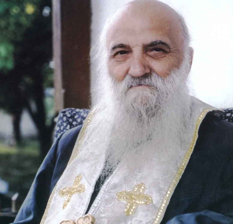 Părintele Ilarion Argatu FOTO safiisanatos.ro