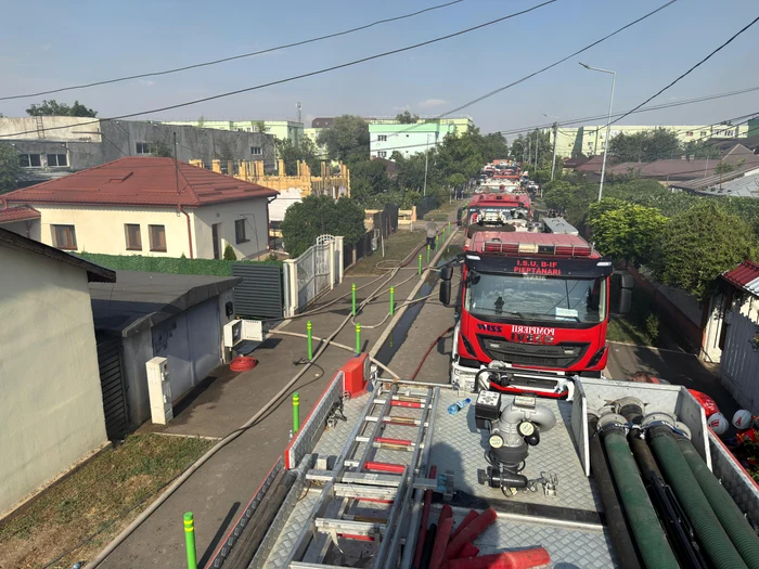  S-a suplimentat dispozitivul de intervenție cu două autospeciale Foto: ISU