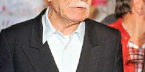 Deşi nu a scris mult, Ernesto Sabato este un scriitor esenţial  pe harta literaturii din secolul XX 