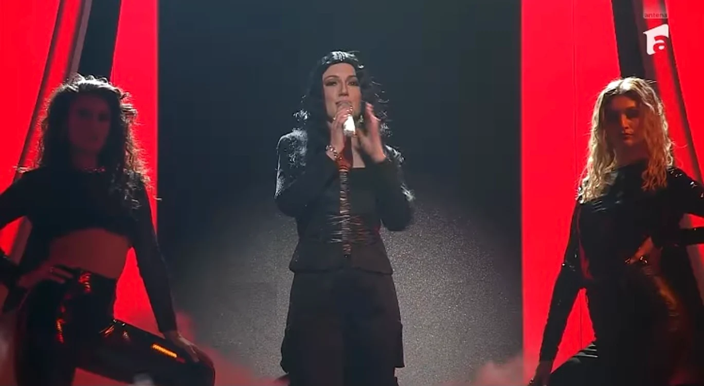 Alexandra Ungureanu a interpretat-o magistral pe Cher foto: YouTube 