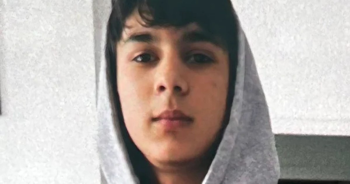 Băiatul din dosarul „Șacalul” găsit hoinărind pe străzi după fuga din centru Băiatul din dosarul „Șacalul” găsit hoinărind pe străzi după fuga din centru