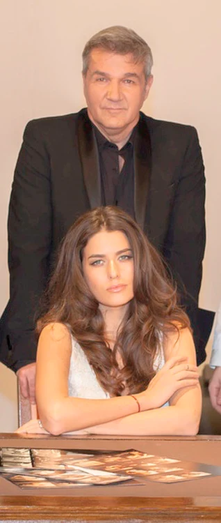 Dan Bittman a filmat  alături de Alice, care e,  în același timp, și înger  bun și înger rău 