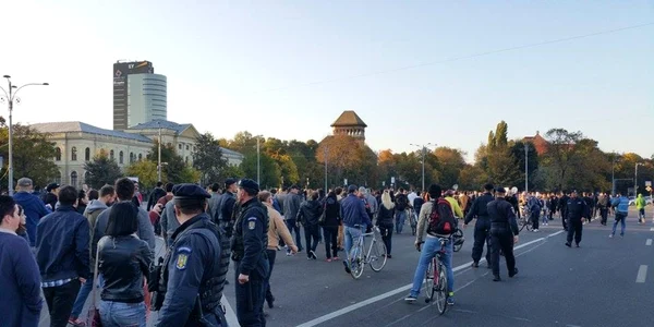 protestatari piata victoriei foto vlad epurescu