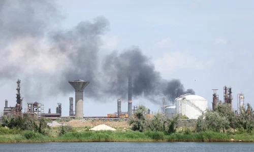 explozie incendiu rafinarie petromidia navodari 5 jpeg