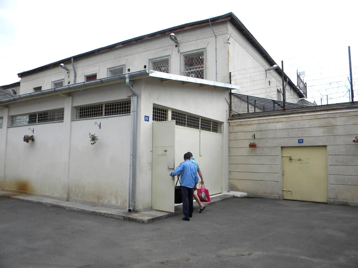 Deţinutul s-a sinucis într-o baie a Penitenciarului Ploieşti. FOTO arhivă Adevărul Ploieşti