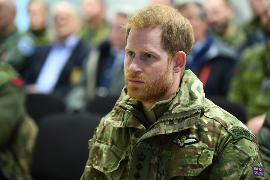 Cum a apelat Prințul Harry la vodcă și energizante după ce i s-a anulat misiunea în Afganistan.: „M-am gândit să renunț”