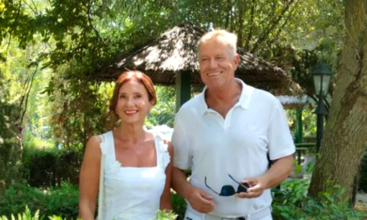 Klaus Iohannis împreună cu Prima Doamnă, în Delta Dunării Foto: captură video